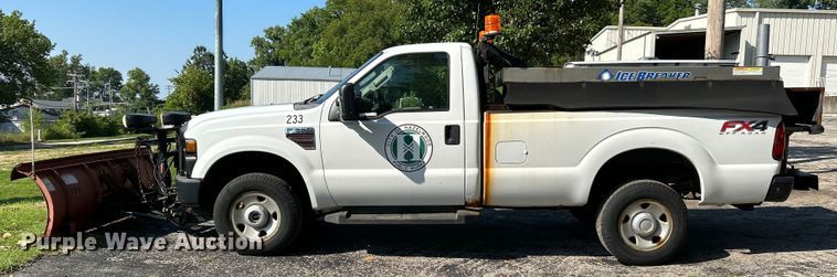 image for item OK9747 2008 Ford F350 Super Duty XL  pickup truck