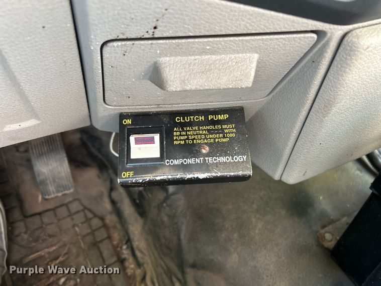 image for item OK9747 2008 Ford F350 Super Duty XL  pickup truck