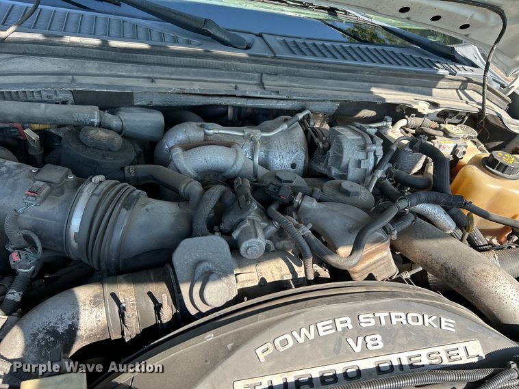 image for item OK9747 2008 Ford F350 Super Duty XL  pickup truck