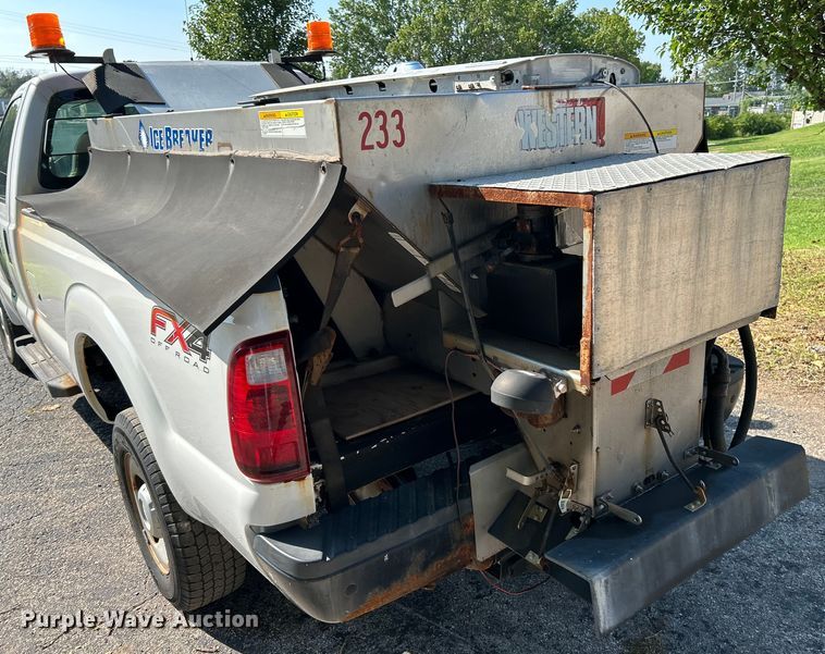 image for item OK9747 2008 Ford F350 Super Duty XL  pickup truck