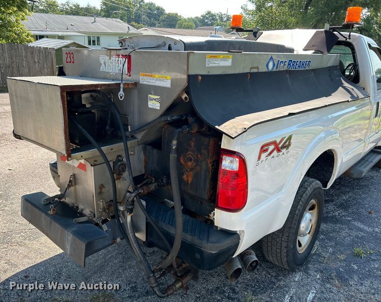 image for item OK9747 2008 Ford F350 Super Duty XL  pickup truck