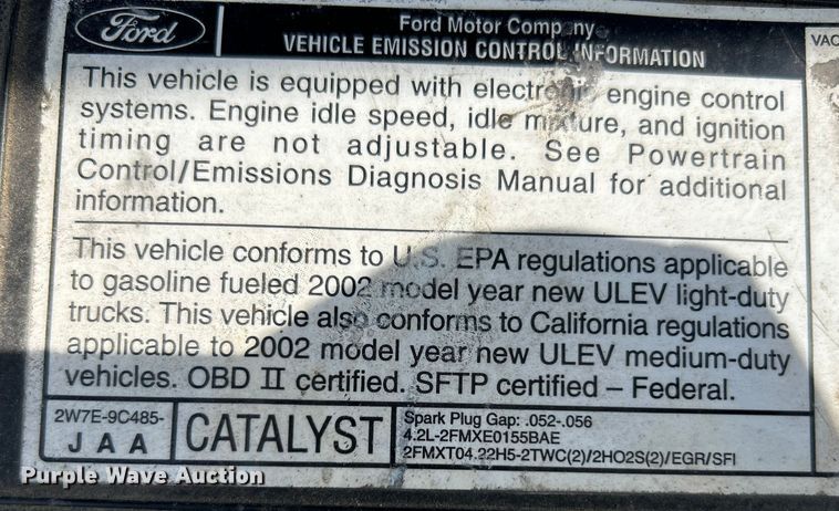 image for item OK9748 2002 Ford F150 XL  pickup truck