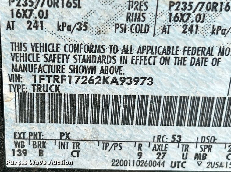 image for item OK9748 2002 Ford F150 XL  pickup truck