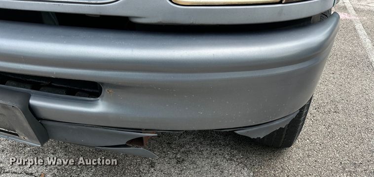 image for item OK9751 1998 Ford F150  pickup truck