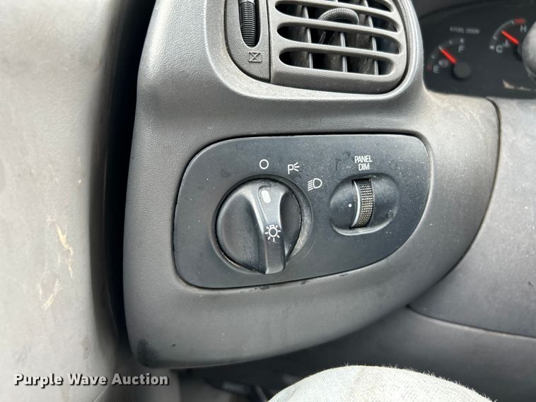 image for item OK9751 1998 Ford F150  pickup truck