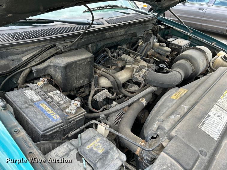 image for item OK9751 1998 Ford F150  pickup truck