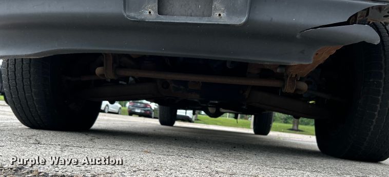 image for item OK9751 1998 Ford F150  pickup truck