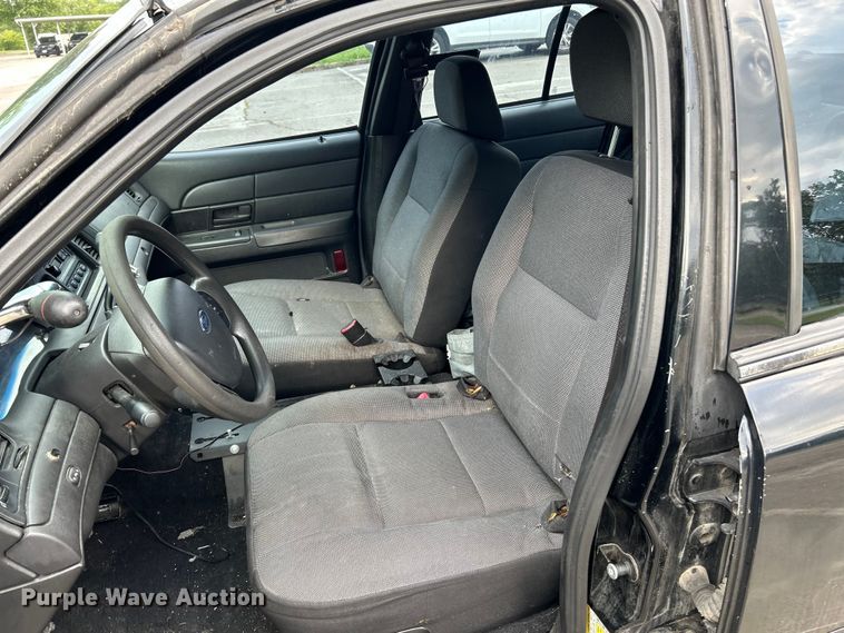 image for item OK9753 2010 Ford Crown Victoria Police Interceptor