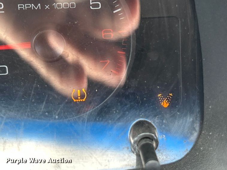 image for item OK9753 2010 Ford Crown Victoria Police Interceptor