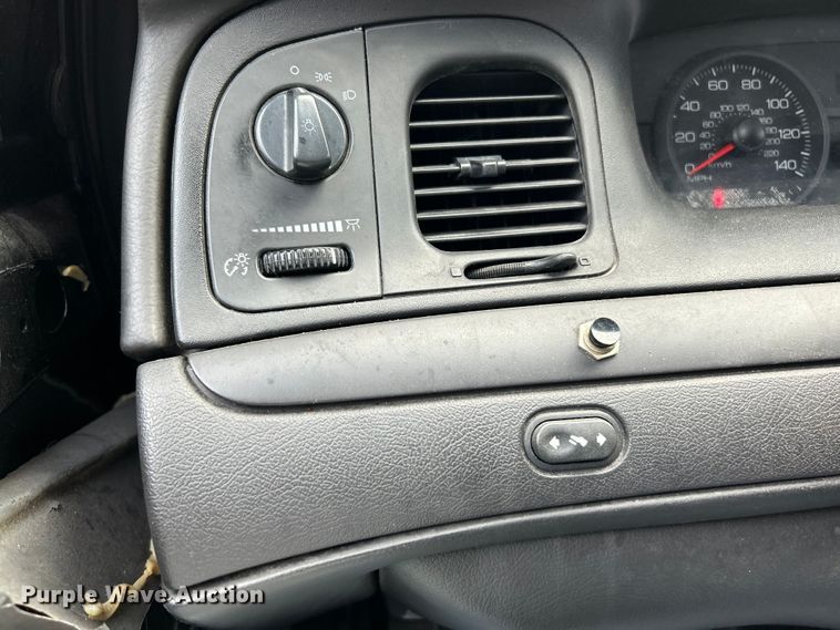 image for item OK9753 2010 Ford Crown Victoria Police Interceptor