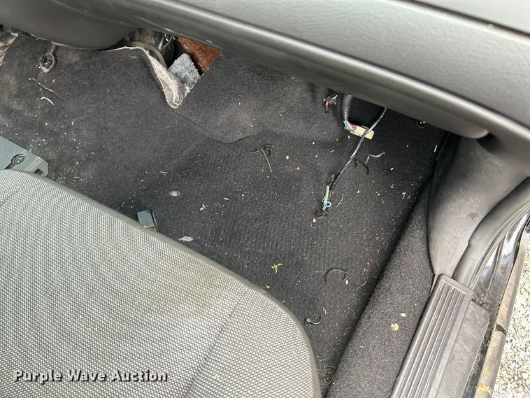 image for item OK9753 2010 Ford Crown Victoria Police Interceptor