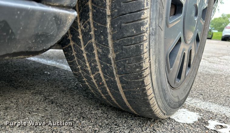 image for item OK9753 2010 Ford Crown Victoria Police Interceptor