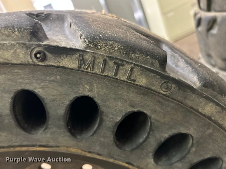 image for item OK9762 (4) 31x6x10/10-16.5 MITL skid steer tires