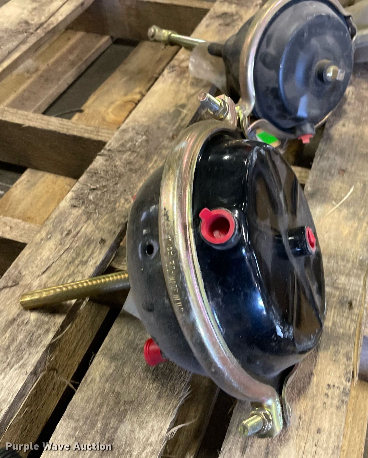 (4) air brake pods in South Hutchinson, KS Item NH9762 for sale