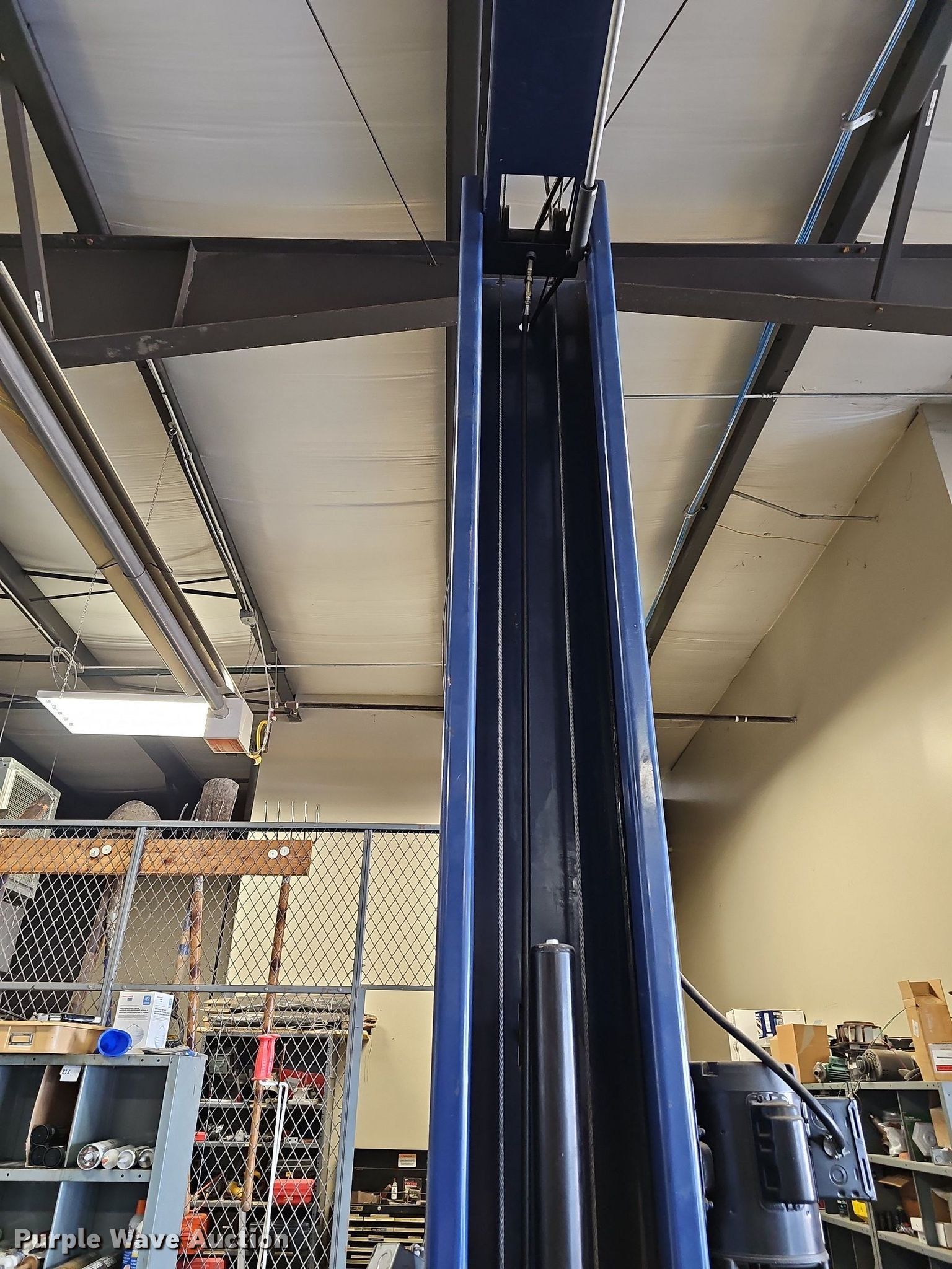 Challenger Lifts 39000 automotive lift in Gardner, KS Item NU9044