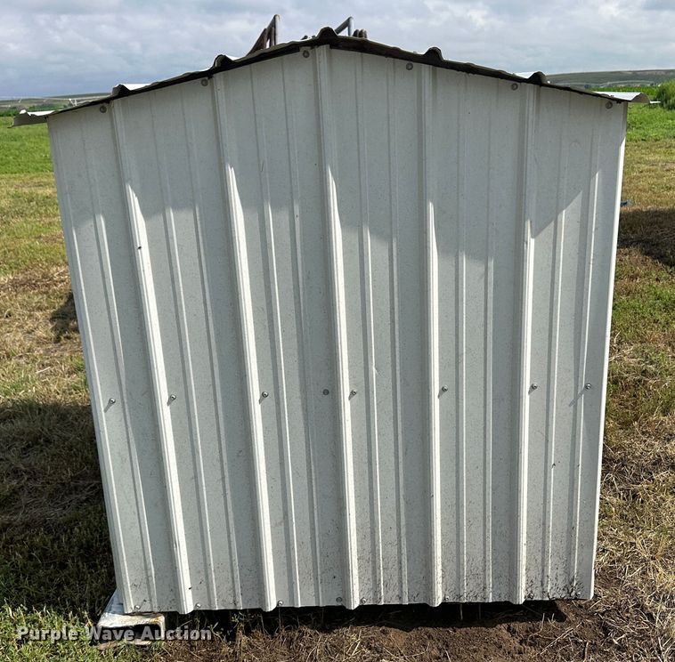 image for item DH1799 Livestock equipment