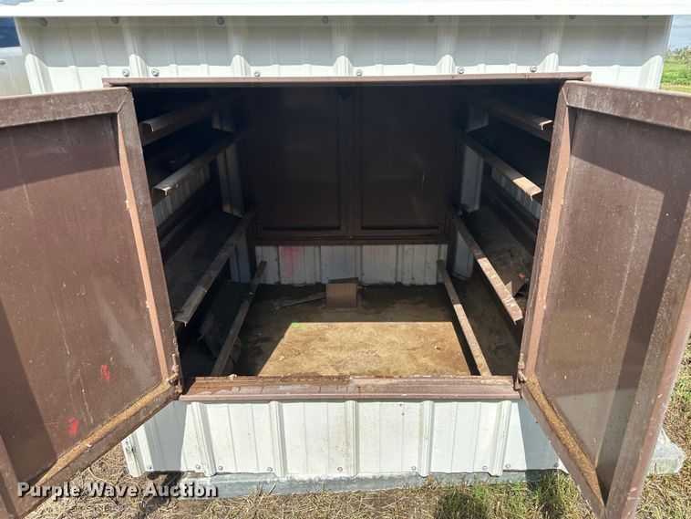 image for item DH1799 Livestock equipment