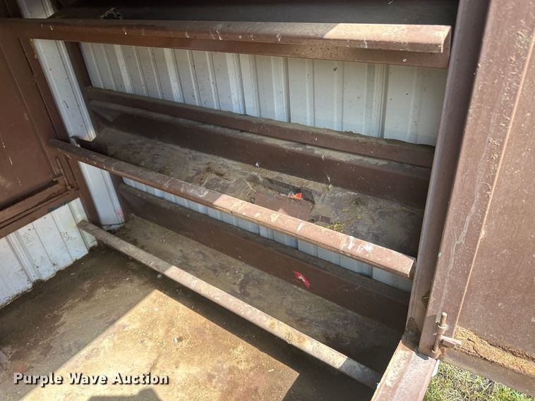 image for item DH1799 Livestock equipment