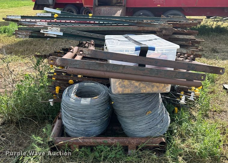 image for item DH1799 Livestock equipment