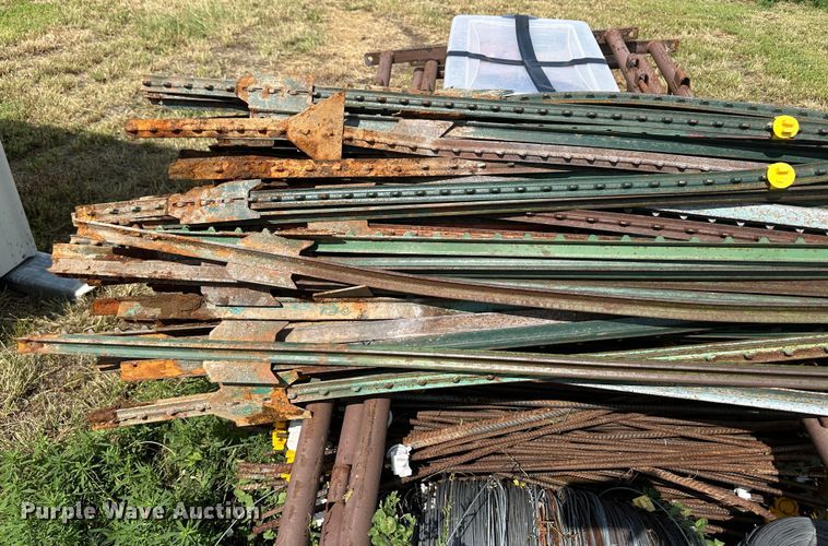 image for item DH1799 Livestock equipment