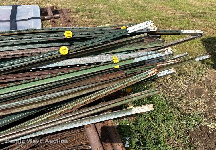 image for item DH1799 Livestock equipment