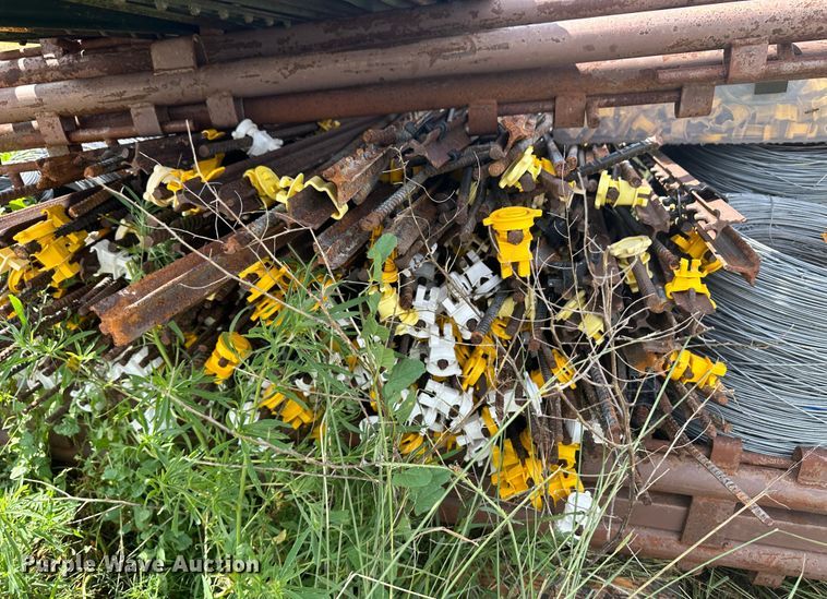 image for item DH1799 Livestock equipment