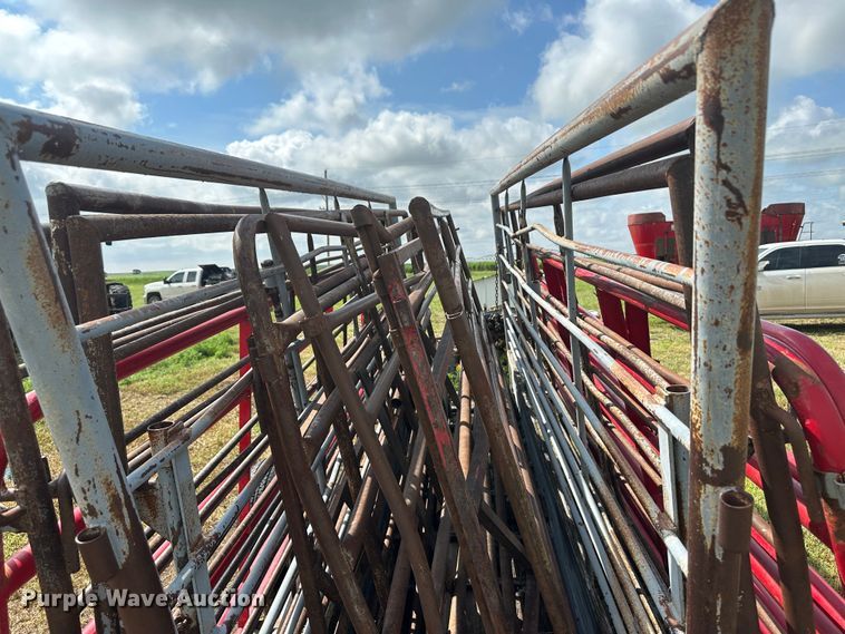 image for item DH1799 Livestock equipment
