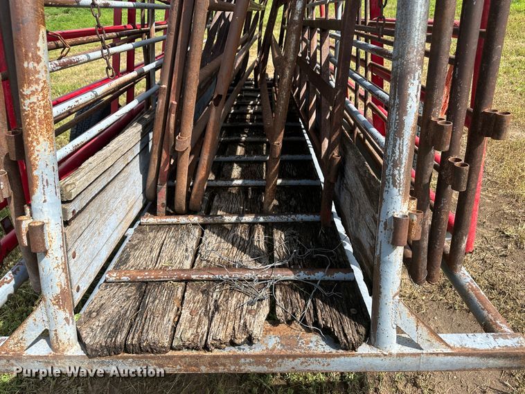 image for item DH1799 Livestock equipment