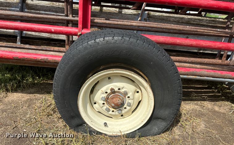 image for item DH1799 Livestock equipment