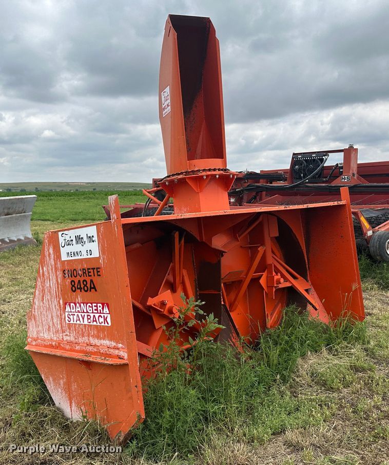 image for item DH1800 Fair 848A  snow blower