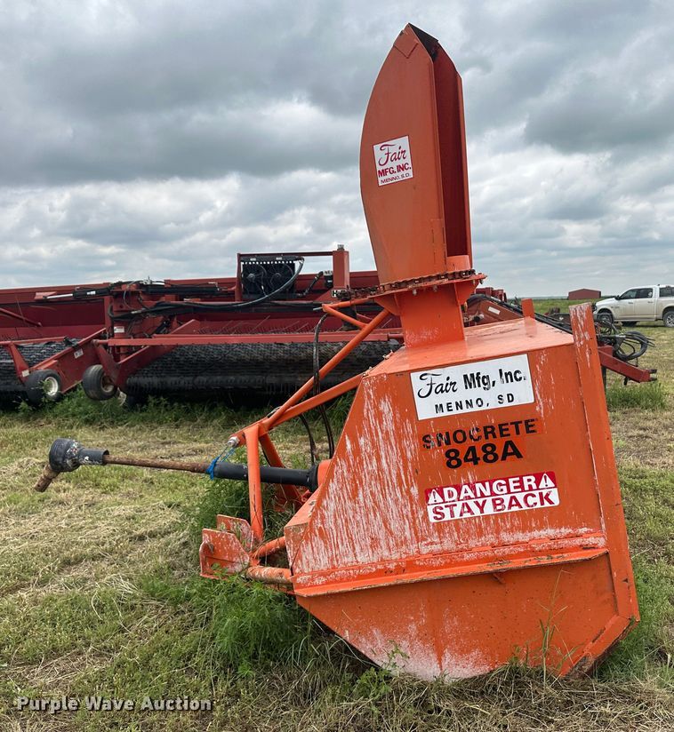 image for item DH1800 Fair 848A  snow blower