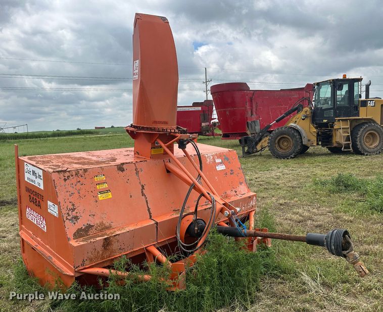 image for item DH1800 Fair 848A  snow blower