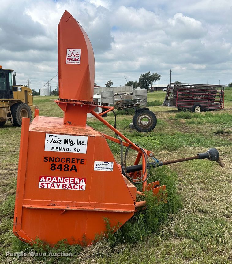 image for item DH1800 Fair 848A  snow blower