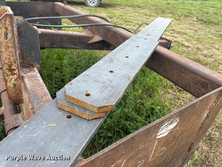 image for item DH1801 Agriculture attachments