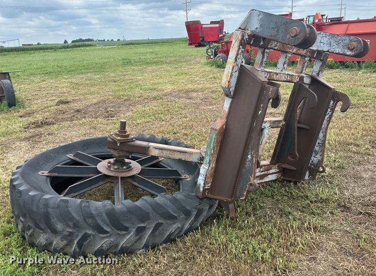 image for item DH1801 Agriculture attachments