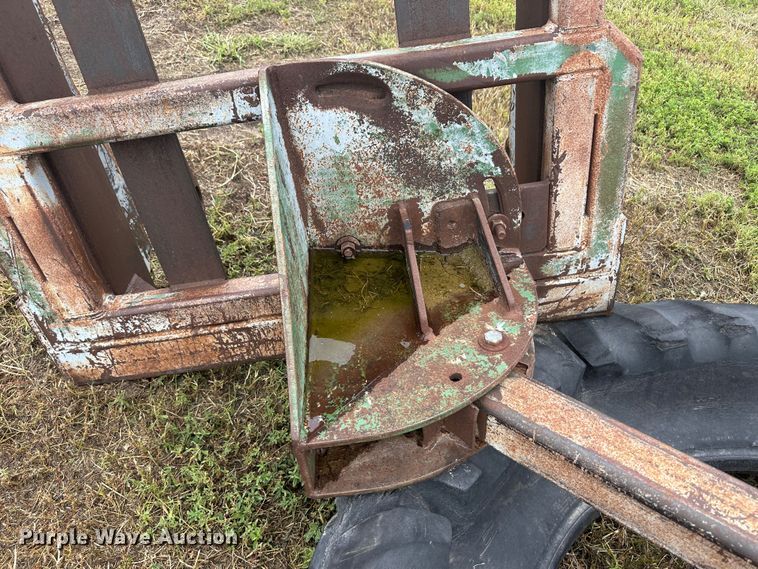 image for item DH1801 Agriculture attachments