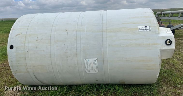 image for item DH1802 (3) poly tanks