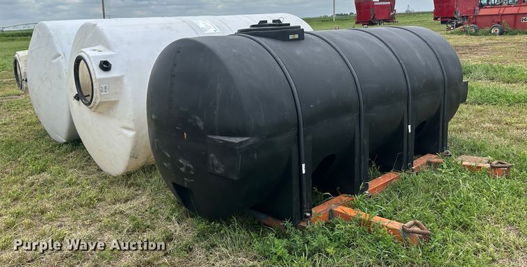 image for item DH1802 (3) poly tanks