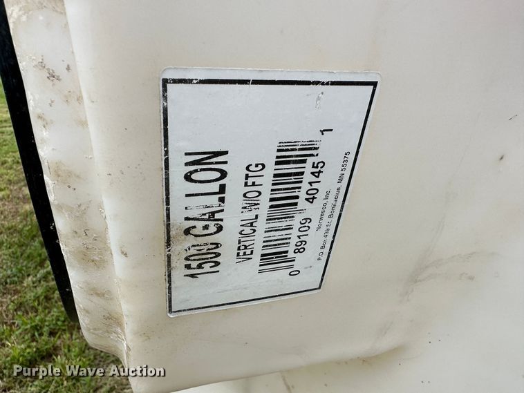 image for item DH1802 (3) poly tanks