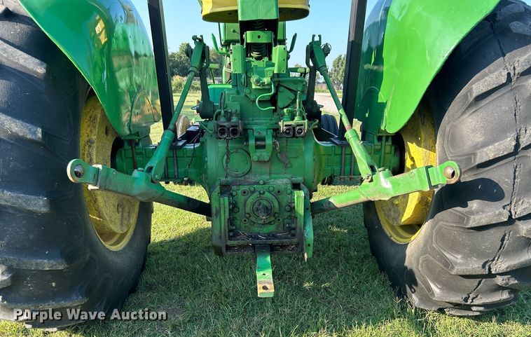 image for item DI7917 John Deere 4010  tractor