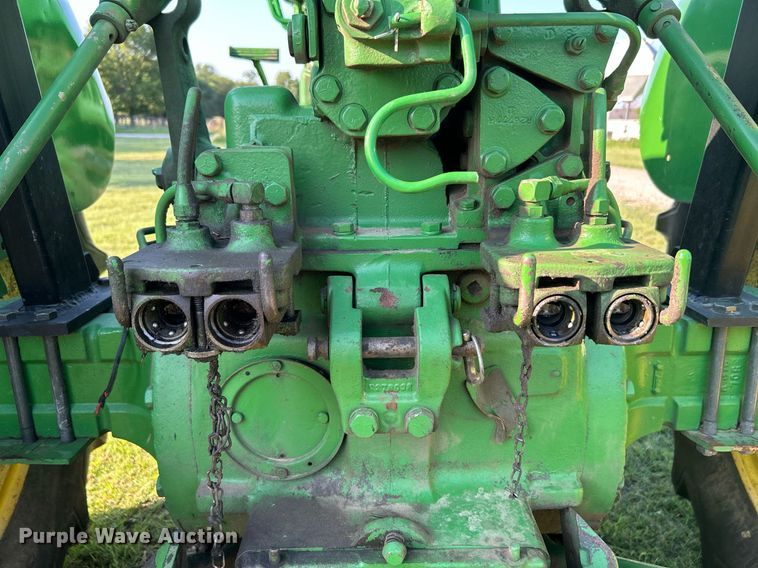 image for item DI7917 John Deere 4010  tractor