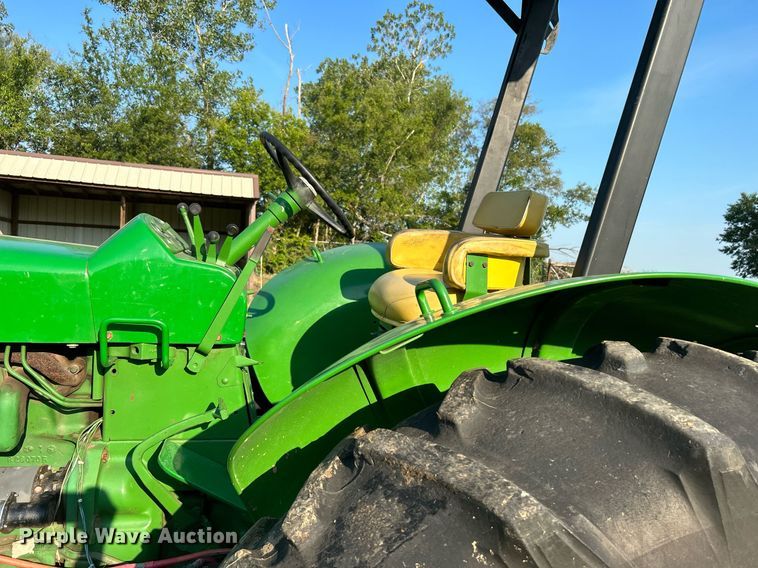 image for item DI7917 John Deere 4010  tractor