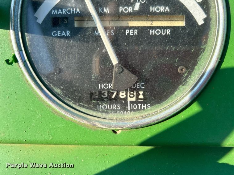 image for item DI7917 John Deere 4010  tractor