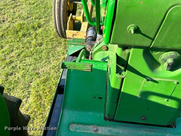 image for item DI7917 John Deere 4010  tractor