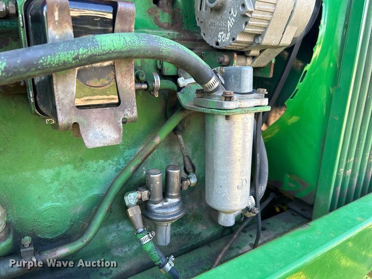image for item DI7917 John Deere 4010  tractor