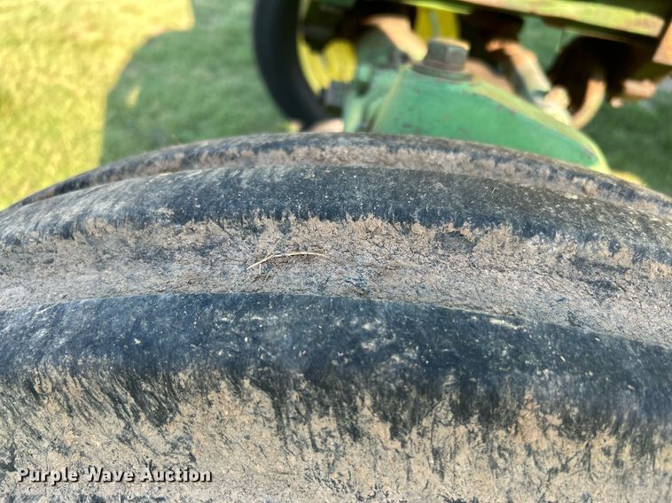 image for item DI7917 John Deere 4010  tractor