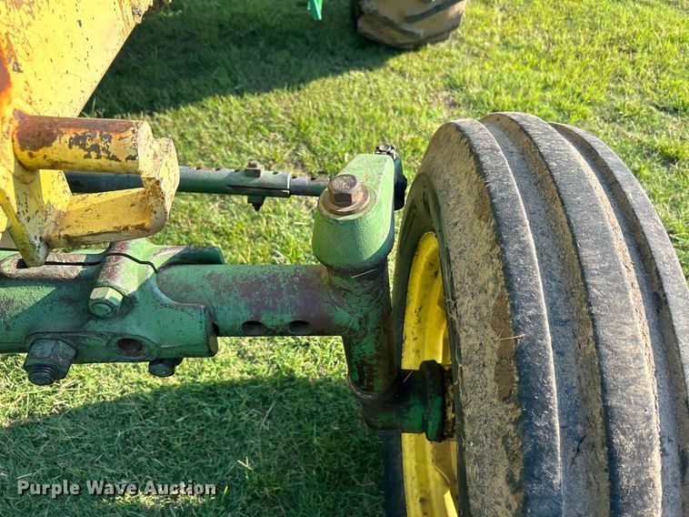 image for item DI7917 John Deere 4010  tractor