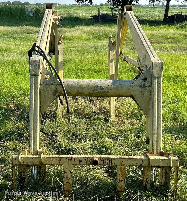 image for item DI7917 John Deere 4010  tractor