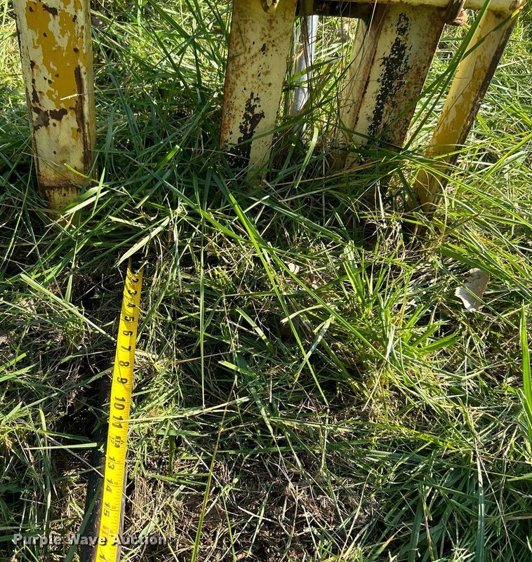 image for item DI7917 John Deere 4010  tractor