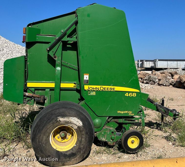 image for item DM1994 2011 John Deere 468 Mega Wide Plus  round baler